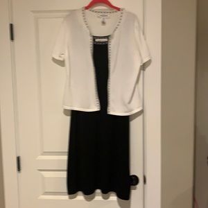 Really cute sleeveless dress